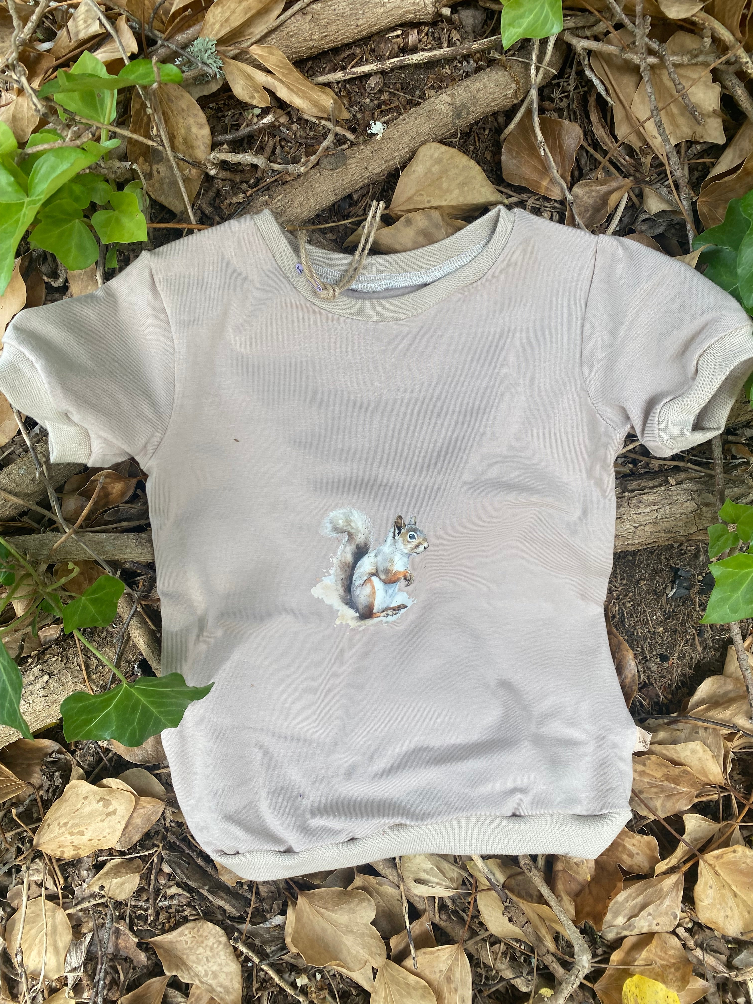 T-Shirt "Nötvännen" stl. 9