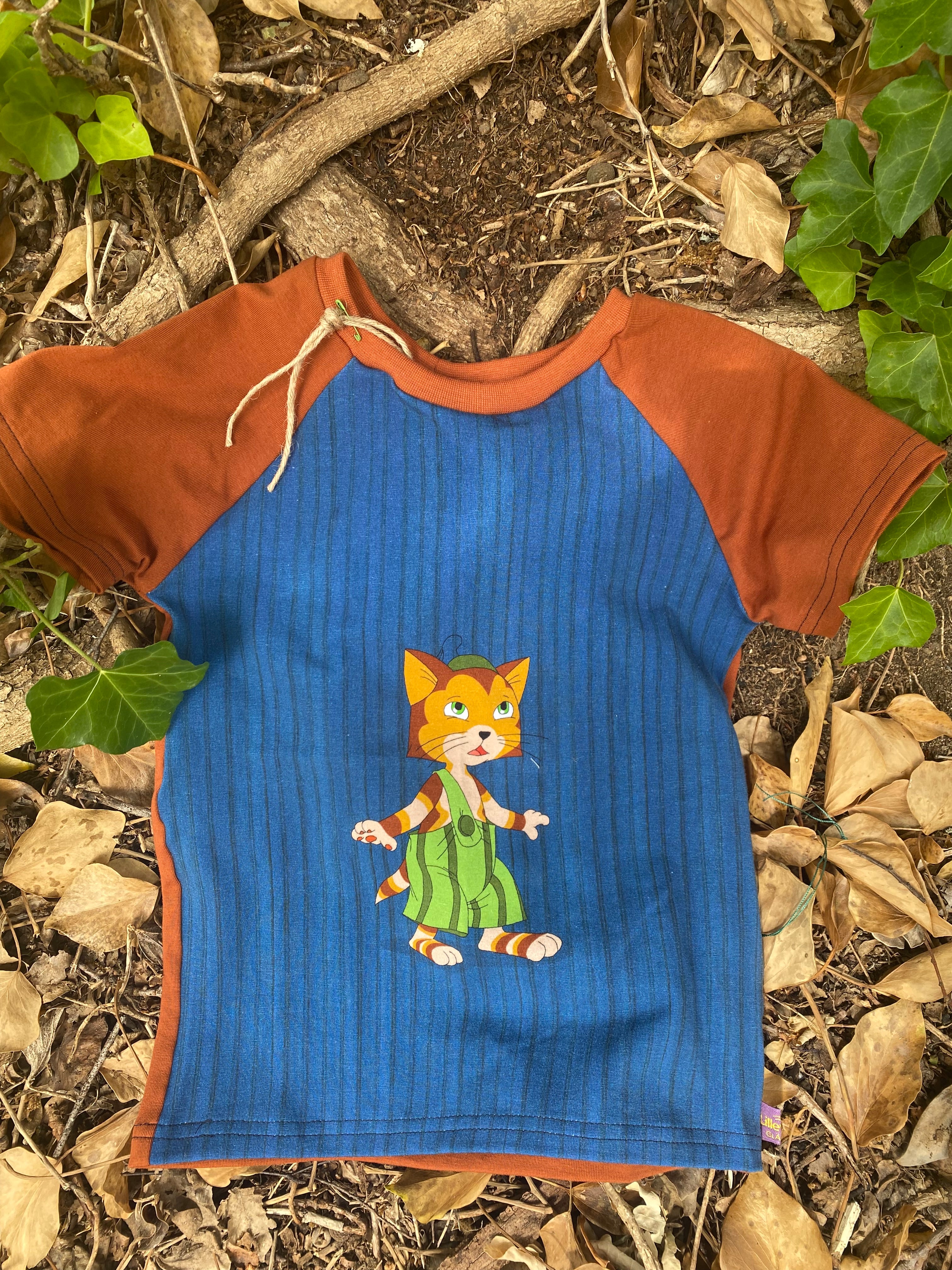 T-shirt Findus på strövtåg – stl. 116