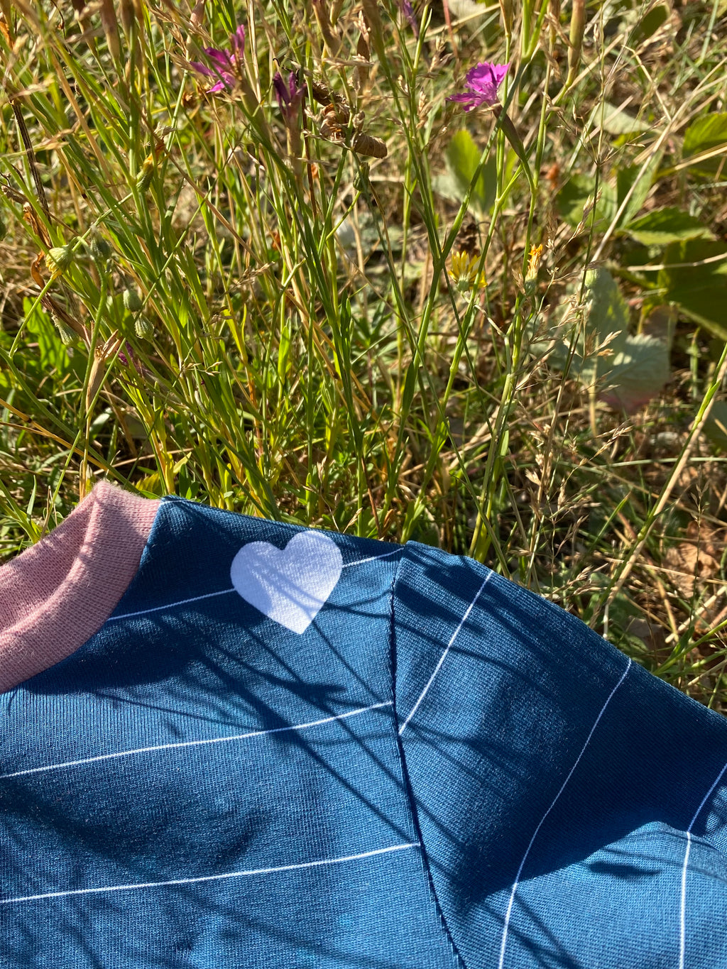 T-shirt Hjärtan – stl. 92